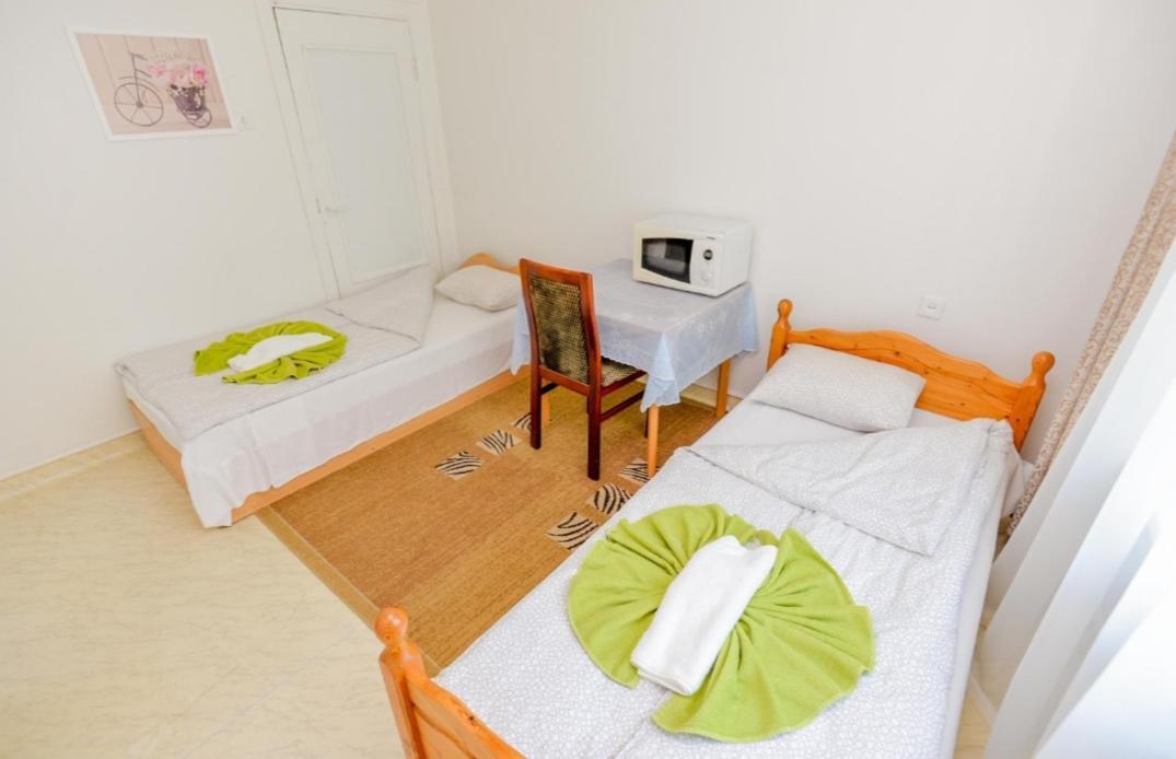 Guest House Simona Lazdijai Bagian luar foto